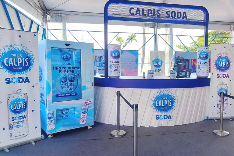 Calpis Singing Vending at OiAM Malaysia